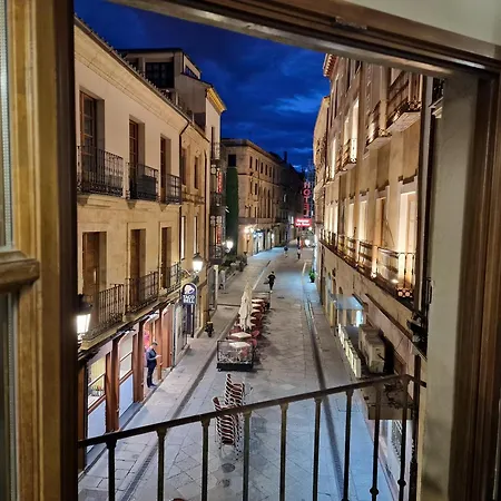 El Capricho Balcon En La Plaza Mayor Collection Luxury * Salamanka